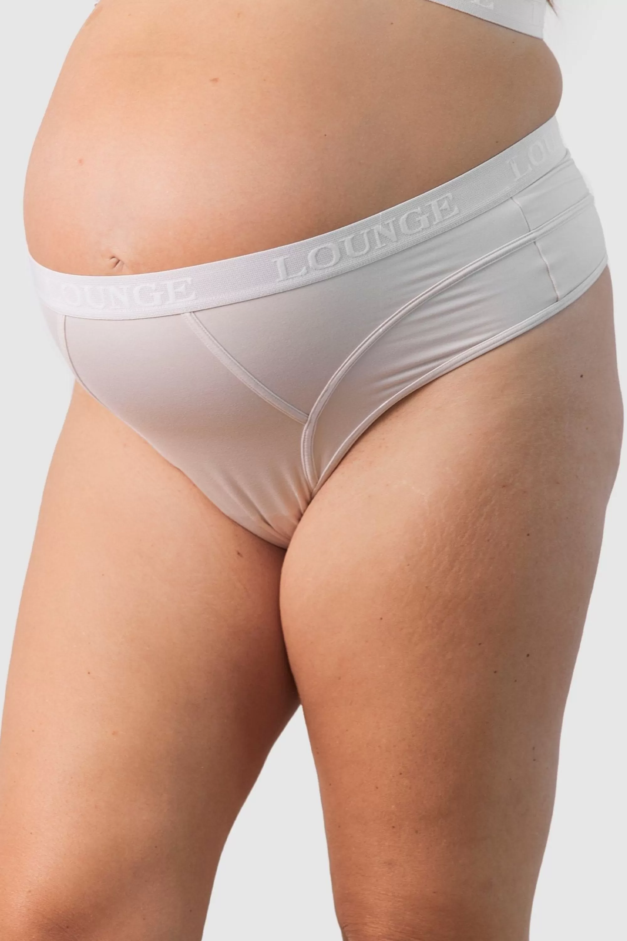 Lounge Underwear Nurture String Creme Hot